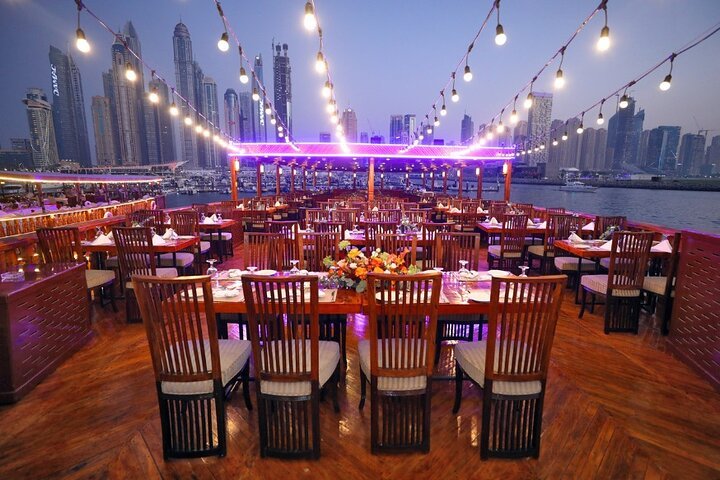 Dubai Marina Dhow Dinner Cruise – 2 Hours