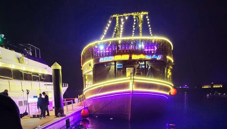 Dubai Marina Dhow Dinner Cruise – 2 Hours